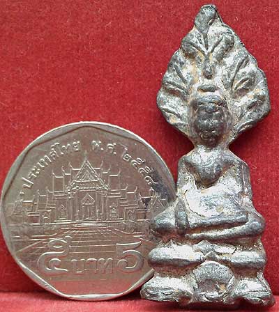 *พระกรุวัดเลียบ กทม. เนื้อชิน พิมพ์ปรกโพธิ์กิ่ง*