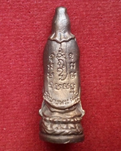 เจ้าแม่กวนอิม หลวงพ่อเปิ่น วัดบางพระ จารใต้ฐาน ปี35 เนื้อนวะโลหะ...เคาะเดียวแดง...