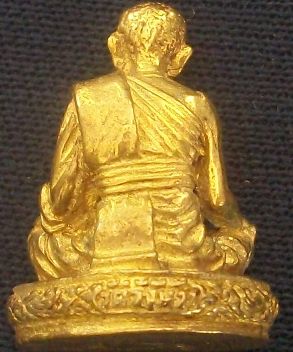 รูปหล่อหลวงพ่อคร่ำ วัดวังหว้า จังหวัดระยอง รุ่นทรัพย์แสนล้าน เนื้อทองเหลือง สวยกล่องเดิม