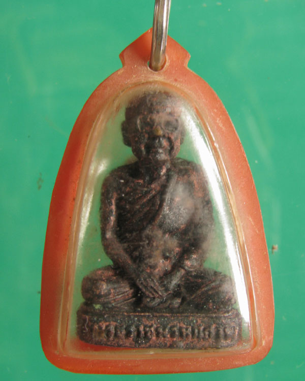 รูปหล่อ หลวงพ่อฤษีลิงดำ วัดท่าซุง อุทัยธานี 