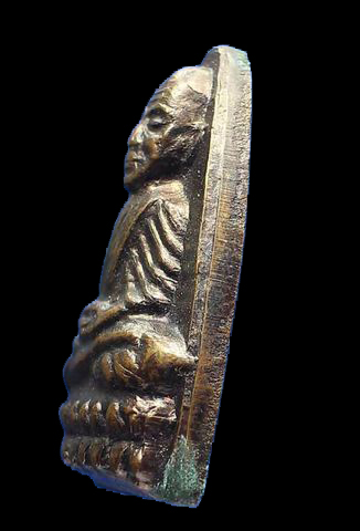 หลวงปู่ทวด ปี2524 เนื้อโลหะ วัดช้างให้ ((แถม))ตลับเงินแท้ (((รับประกันพระแท้ทุกสนาม)))