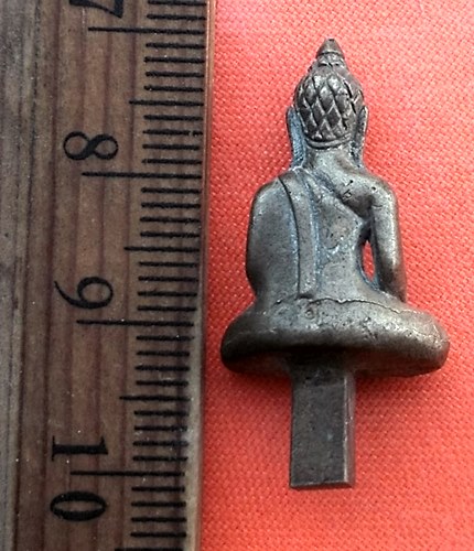 เริ่ม 10 บาท กับ พระยอดธง....DD314
