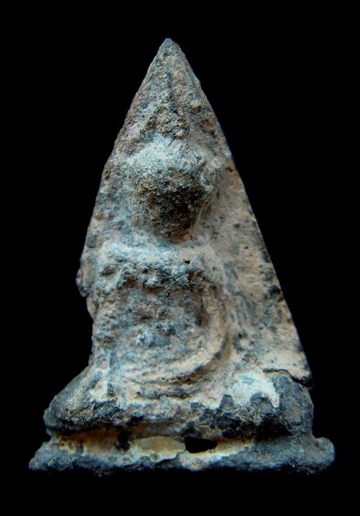 พระนางกำแพงชินเงิน  กรุครูกำยาน หนึ่งในกรุมาตรฐานนิยมนางกำแพงเพชร