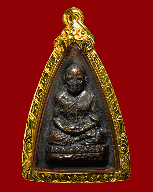 พระกลีบบัว รุน1 2507 หลวงปู่ทวด วัดช้างให้ จ.ปัตตานี สภาพสวย+เลี่ยมทอง+บัตรรับรองครับ