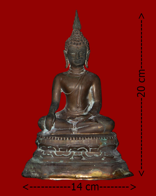 พระบูชาหน้าตัก4นิ้ว สูง9นิ้ว สมัยรัชกาล เนื้อแดง ก้นดินไทย เทปูนทับเล็กน้อย สวยสวยครับ