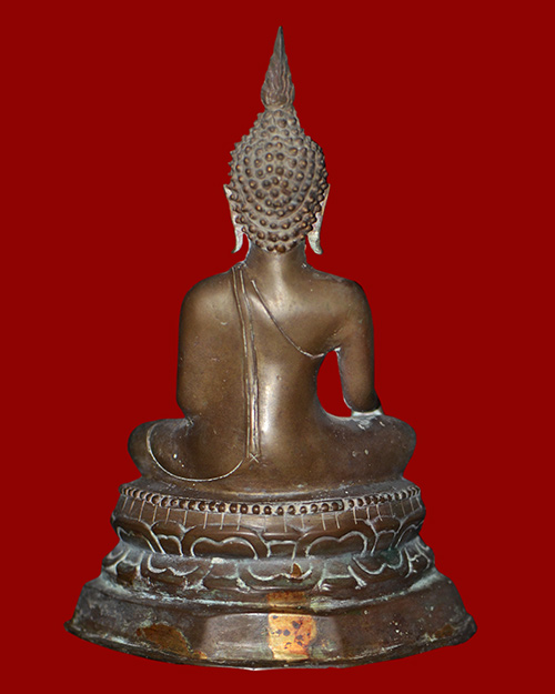 พระบูชาหน้าตัก4นิ้ว สูง9นิ้ว สมัยรัชกาล เนื้อแดง ก้นดินไทย เทปูนทับเล็กน้อย สวยสวยครับ