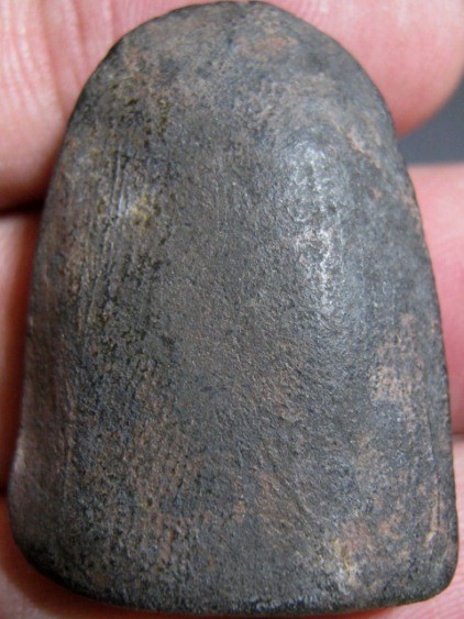 พระพิมพ์บัวเล็บช้าง เนื้อดิน กรุวัดชนะสงคราม กรุงเทพฯ สภาพสวย