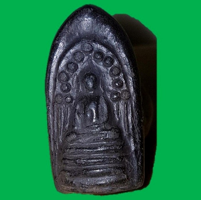 พระกริ่งคลองตะเคียนสองหน้า กรุวัดประดู่ทรงธรรม อยุธยา กริ่งดังกังวานเนื้อดินผสมใบลานเผาสวยๆครับ