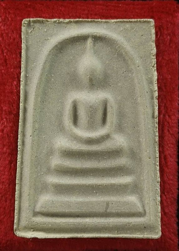 สมเด็จวัดบางขุนพรหม ปี31 พิมพ์ใหญ่ เกศจุด ตรายางชัดๆ พร้อมกล่อง 3