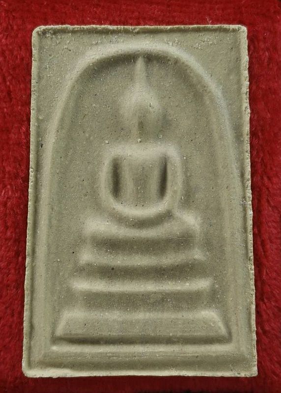 สมเด็จวัดบางขุนพรหม ปี31 พิมพ์ใหญ่ เกศจุด ตรายางชัดๆ พร้อมกล่อง 1