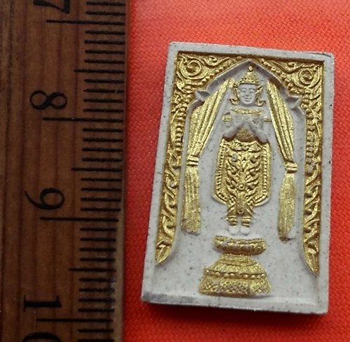 เริ่ม 10 บาท กับ พระผงหลวงปู่แก่นจันทร์ วัดป้อมแก้ว จ.สมุทรสงคราม    ..DE519