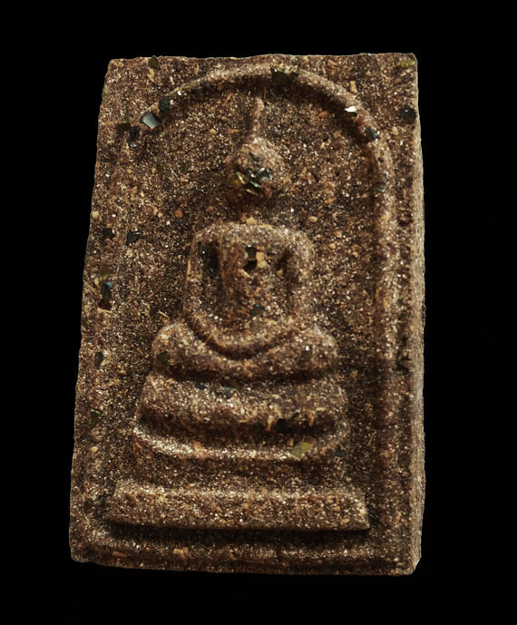 เคาะเดียว พระสมเด็จโนนผึ้งหลวงปู่หมุน (พิมพ์ใหญ่)เนื้อผงพุทธคุณ ว่านไพรดำ ฝั่งเพชรหน้าทั่ง