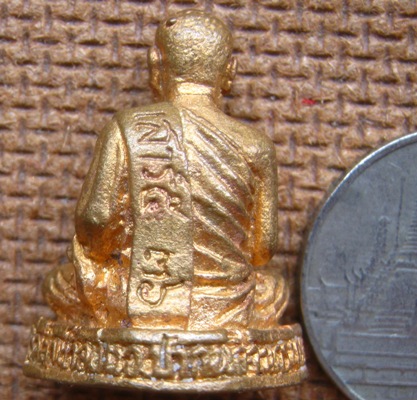 รูปเหมือนหลวงพ่อสนิท วัดลำบัวลอย จ.นครนายก เสาร์5 ปี2536 แช่น้ำมนต์ มีพระธาตุเสด็จ