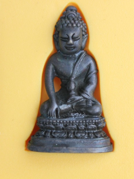 พระกริ่งพระพุทธนวมมหาราชายุจฉับปริวัตนมงคล(ภปร ๗๒ พรรษา) ปี พ.ศ.๔๒ 