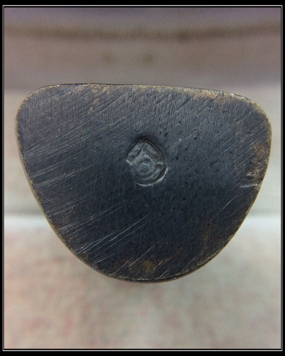 พระบรมรูปหล่อ ในหลวง รัชกาลที่9 ทรงผนวช พิมพ์ลอยองค์ เนื้อโลหะรมดำ สวยๆเดิมๆ *****ไม่ทราบที่ #3