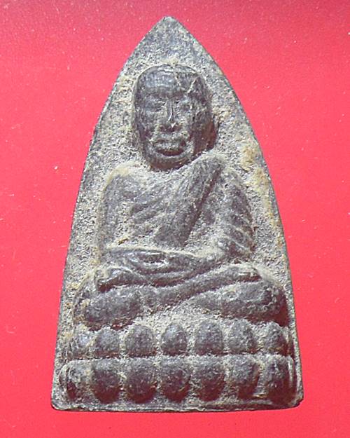 หลวงปู่ทวด วัดช้างให้  เคาะเดียว