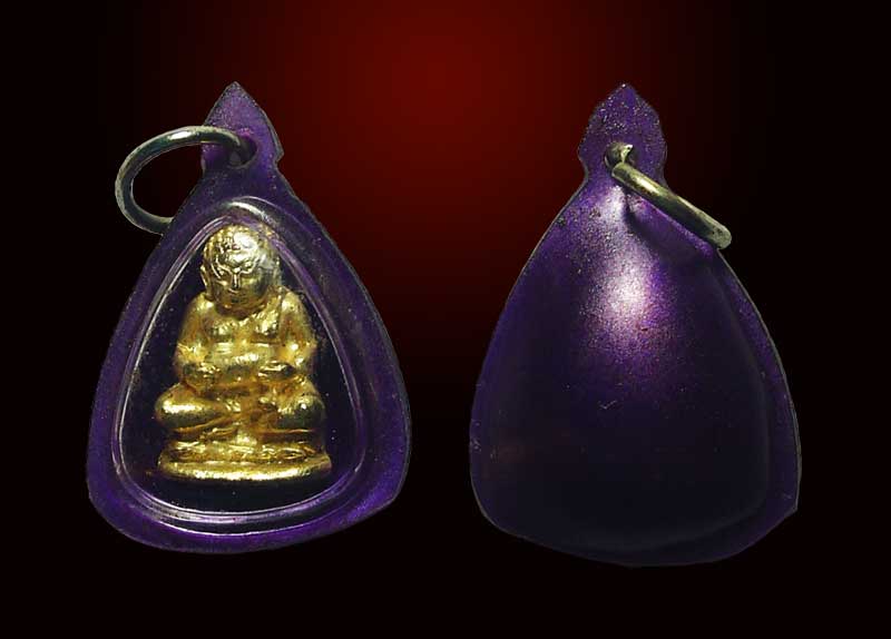 พระสังกัจจายน์หลวงปู่ทิม อิสริโก วัดละหารไร่ ระยอง ผูกพัทธสีมา ปี 2517กรอบเดิมครับ