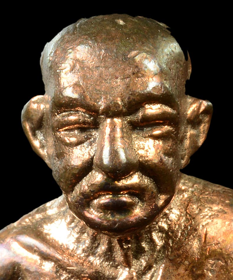 หลวงปู่ทวด พิมพ์บัวรอบ รุ่นเลื่อนสมณศักดิ์ เนื้อนวะโลหะ วัดช้างให้ปี 2542