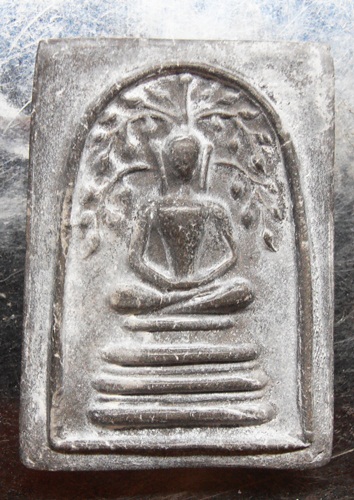 พระสมเด็จปรกโพธิ์เทวดาหลวงปู่นาค สวยๆครับ