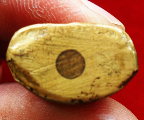 รูปเหมือนปั้มหลวงพ่อเงิน หลังเลข ๒ กริ่งดัง เนื้อมันๆ 