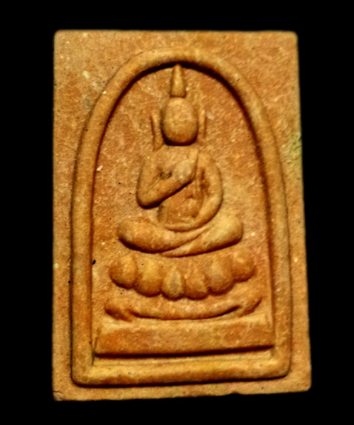 พระสมเด็จ พุทธกวักหลังรูปเหมือน หลวงพ่อกวย ย้อนยุคปี ๒๕๕๖ สวยมาพร้อมกล่องเดิมๆ