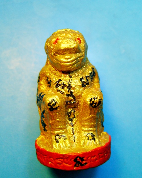 หนุมานชมภูนุช หลวงปู่หมุน ปลุกเสก รุ่นพระเจ้าห้าพระองค์ 5พิธีใหญ่ 2543 ทาทองฐานแดงตะกรุดทองคำ