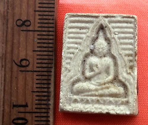 เริ่ม 10 บาท กับ พระเนื้อผง  ..DK185