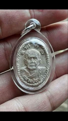 หลวงปู่หมุน พระผงดวงเศรษฐี สภาพสวยๆ เนื้อเทา