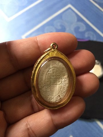 หลวงปู่หมุน พระผงดวงเศรษฐี เลี่ยมทองแท้พร้อมใช้ สวยๆ