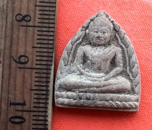 เริ่ม 10 บาท กับ พระเนื้อดิน   ..DK272