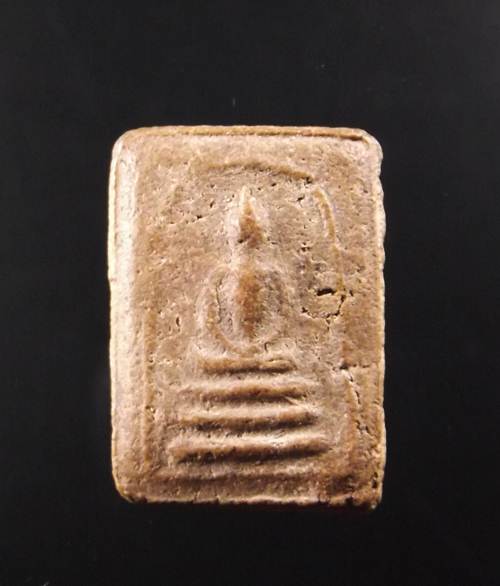 พระสมเด็จคะแนนหลวงตาพัน ปี02 วัดใหม่อมตรสบางขุนพรหม สวยจัดแก่ผงครับ