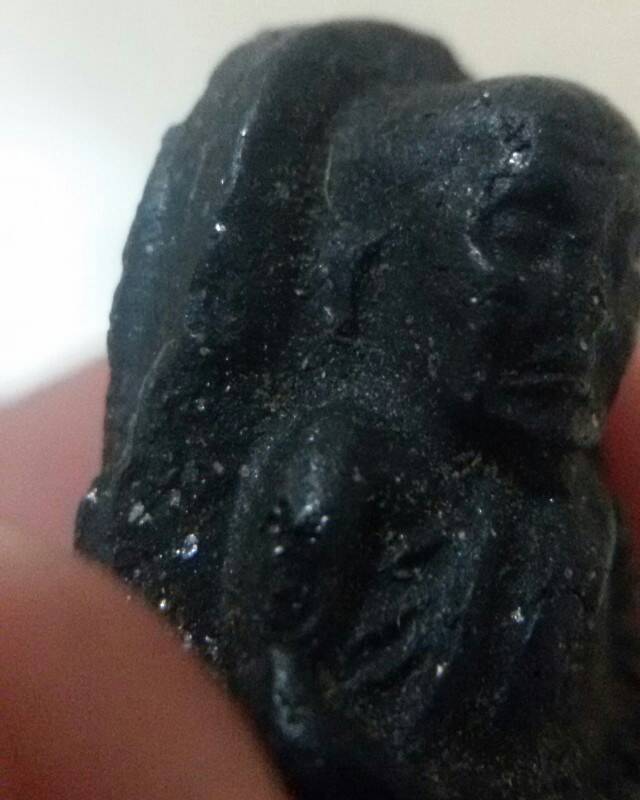 หลวงพ่อทวดเนื้อว่าน พ.ศ.2524 พิมพ์พระรอด