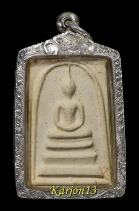 สมเด็จวัดระฆัง 108ปี พิมพ์ใหญ่พระประธาน ( บล็อค B ) เลี่ยมกันน้ำกรอบเงินยกซุ้ม 