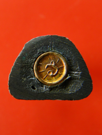 เคาะแรกแดง...กริ่งรูปเหมือน...หลวงปู่ทวด วัดช้างให้ จ.ปัตตานี / กล่องเดิม