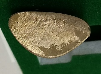 หลวงพ่อจรัญ รูปเหมือน รุ่นโภคทรัพย์ เนื้ออัลปาก้า # 1126 เคาะเดียวครับ