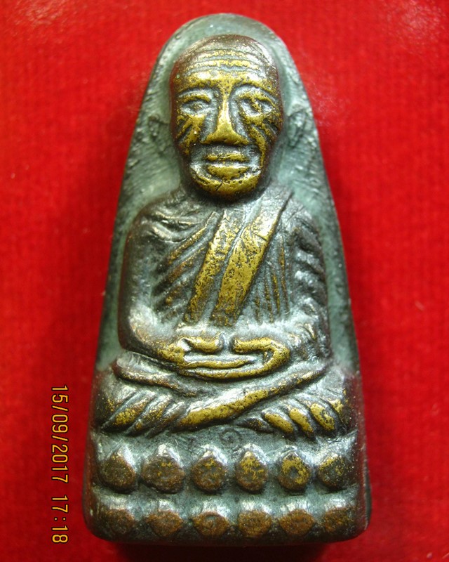 หลวงปู่ทวด วัดช้างให้ 