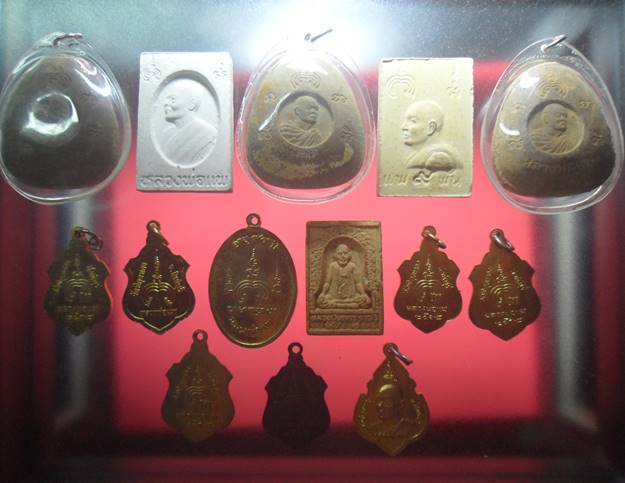 หลวงพ่อแพ วัดพิกุลทอง สิงห์บุรี 14องค์เคาะเดียวแดง