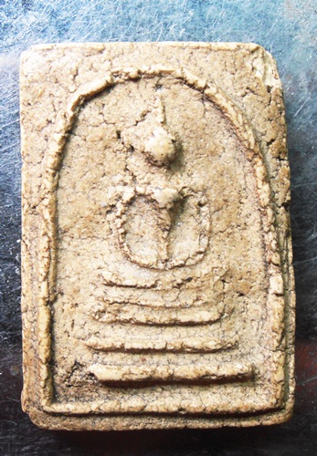 พระสมเด็จพิมพ์แขนกว้าง หลังตาแผ่นดิน หลวงปู่นาค 2495พิธีเดียวกับสมเด็จเผ่า ครับ