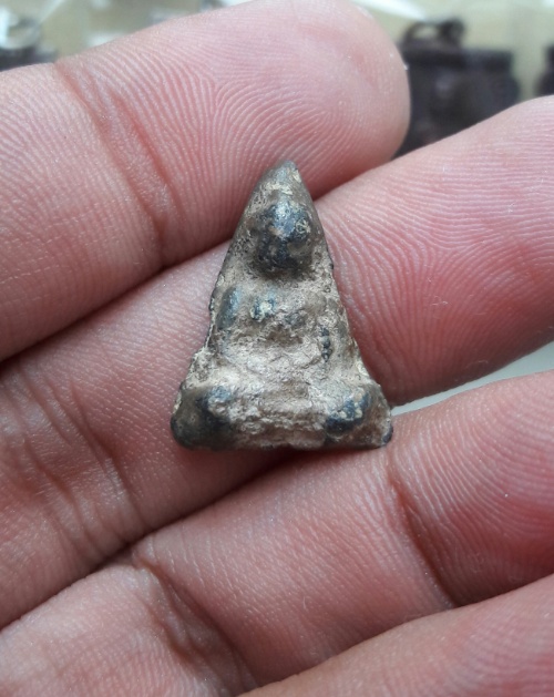 พระกรุเชตุพล หน้าโหนก สุโขทัย เนื้อชินเงิน(2)