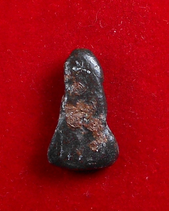 พระท่ากระดานน้อยสนิมแดง กรุศาลเจ้า จ.ราชบุรี