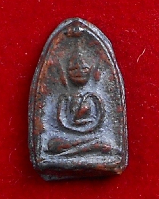 พระกรุวัดทำเลไท..สภาพสวยเดิมๆ สนิมแดง และไขปรอทขาว จ.อยุธยา