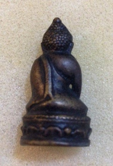 พระกริ่งบัวรอบใหญ่ท่านเจ้าคุณนรฯ ปี2512 เนื้อทองผสม ออกที่วัดวังกระโจม จ.นครนายก