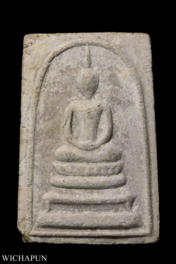 พระสมเด็จไตรมาส หลวงพ่อแพ  พิมพ์ใหญ่ฐานบัว ปี 09