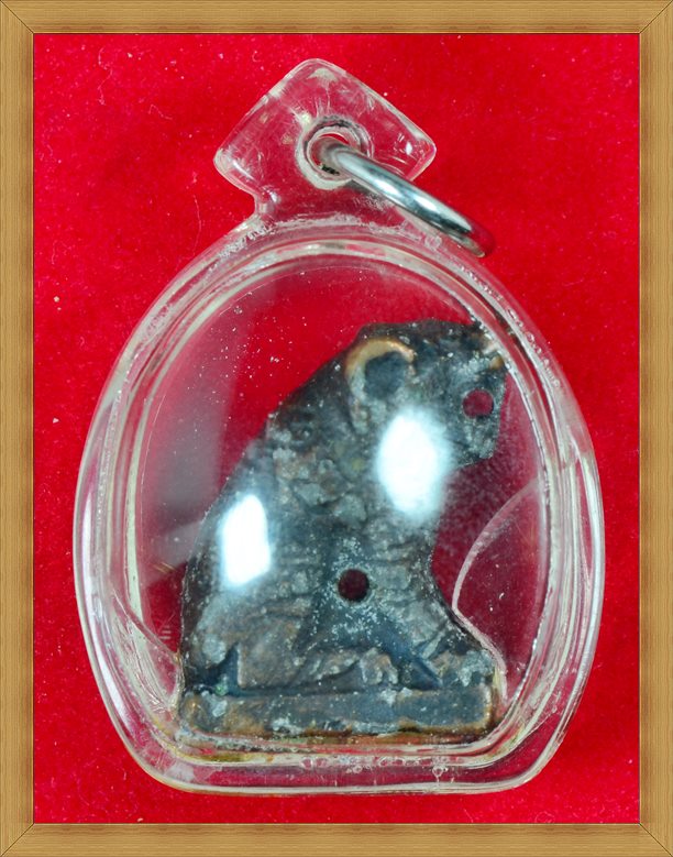 เสือรุ่นแรก เนื้อตะกั่วชุบทองแดง หลวงพ่อคง วัดวังสรรพรส ปี 2511