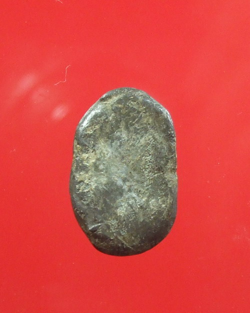 พระกรุวัดสุวรรณ ฯ พิมพ์เม็ดน้อยหน่า เนื้อตะกั่วสนิมแดง ... พร้อมบัตรรับรอง