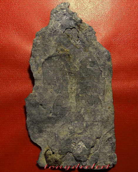 พระอู่ทองฐานสิงห์ เนื้อตะกั่วสนิมแดง กรุวัดเทวสังฆาราม(วัดเหนือ) จ.กาญจนบุรี ปิดทองเดิมจากในกรุ 