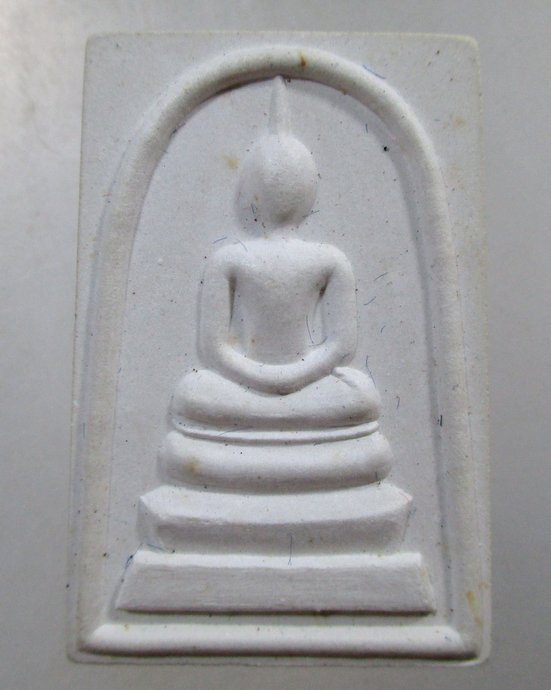 ๒๐ พระสมเด็จวชิรมกุฎ วัดมกุฎกษัตริยาราม