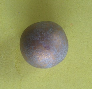 ลูกอม หลวงพ่อสาคร ผสมผงพลายกุมาร วัดหนองกรับ ปี2554 