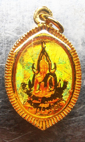 ล๊อกเก็ตสมเด็จพระพุทธโฆษาจารย์(ฟื้น) หลังสมเด็จองค์ปฐม วัดสามพระยา หลวงพ่อฤาษีลิงดำปลุกเสกสวยๆครับ