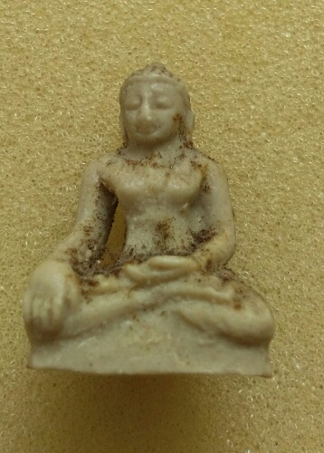 พระผงพิมพ์เชียงแสน ก้นดอกจันทร์. ท่านเจ้าคุณรร ปี2513 เนื้อผง วัดเทพศิรินทร์. กทม